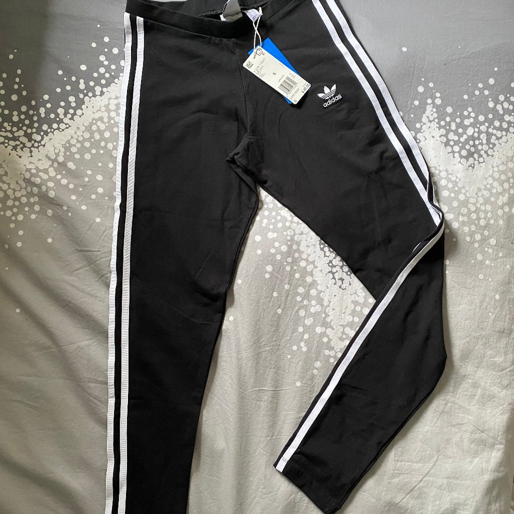 *NEW* adidas black with 3 white stripe leggings!